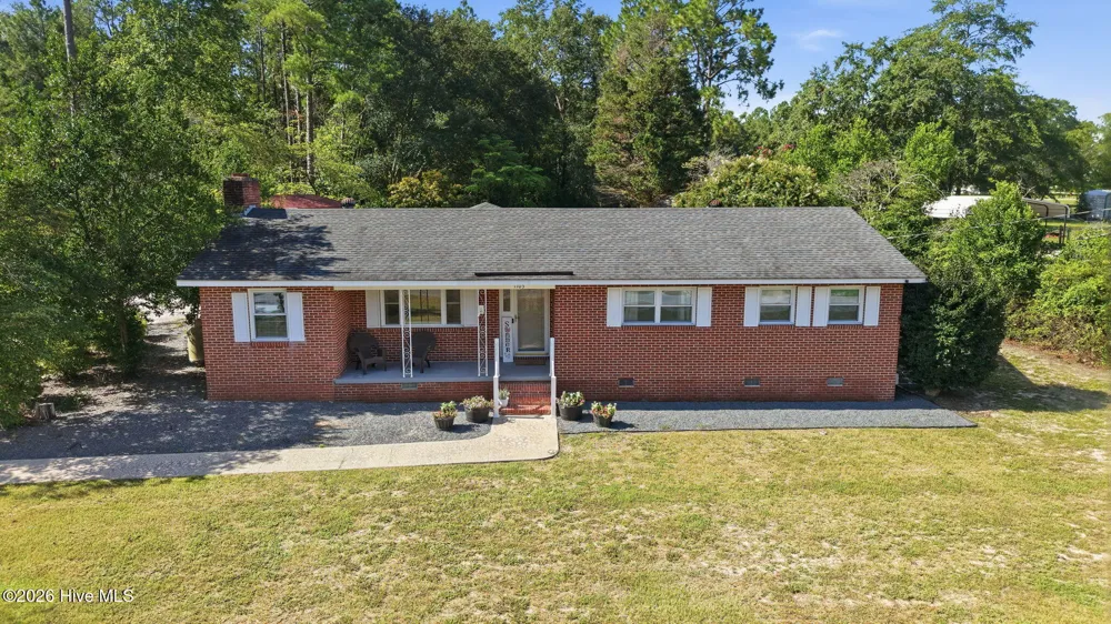 1105 Oak Avenue Hamlet, NC 28345