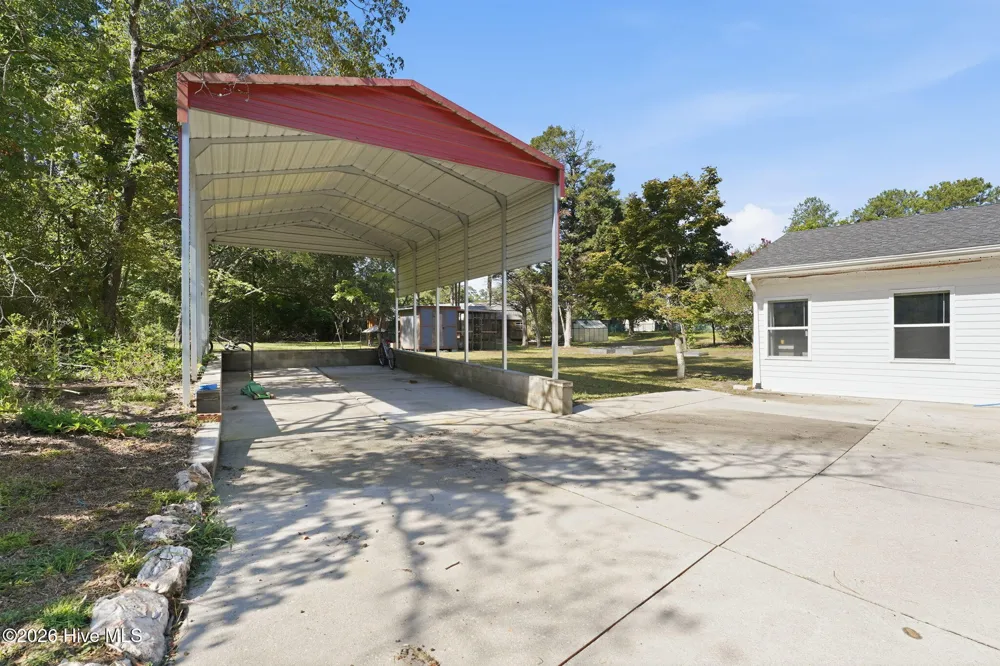 1105 Oak Avenue Hamlet, NC 28345