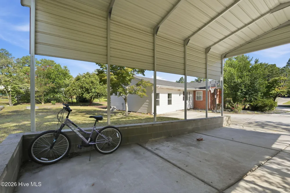 1105 Oak Avenue Hamlet, NC 28345