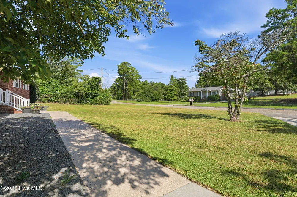 1105 Oak Avenue Hamlet, NC 28345