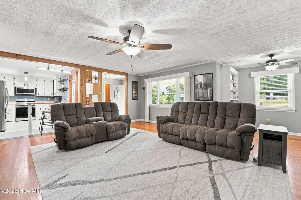 1105 Oak Avenue Hamlet, NC 28345
