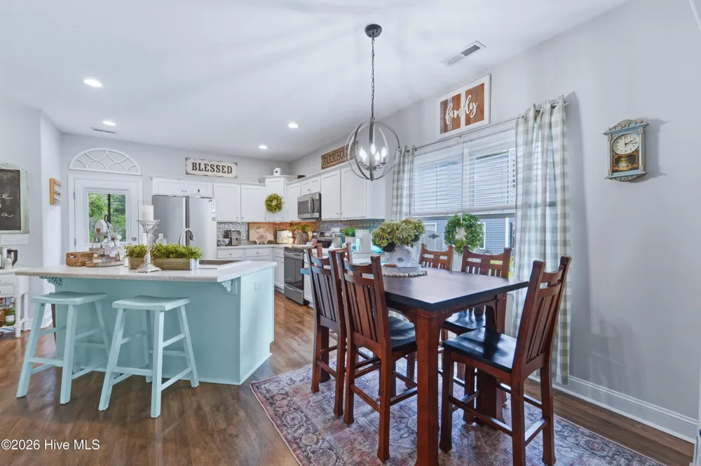 504 Everett Glades Sneads Ferry, NC 28460
