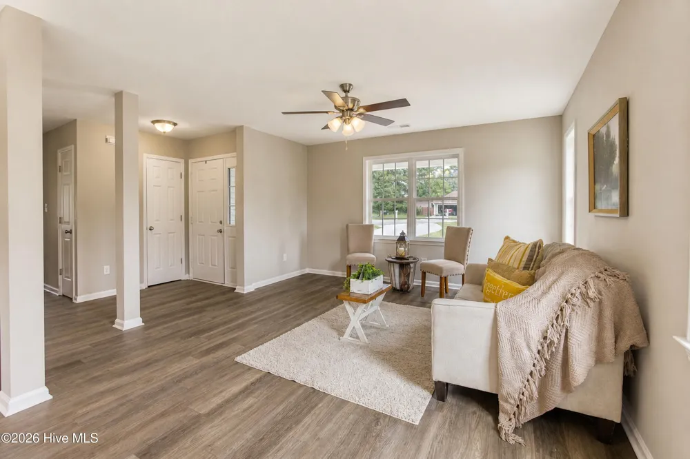 303 Big Tree Lane Chinquapin, NC 28521