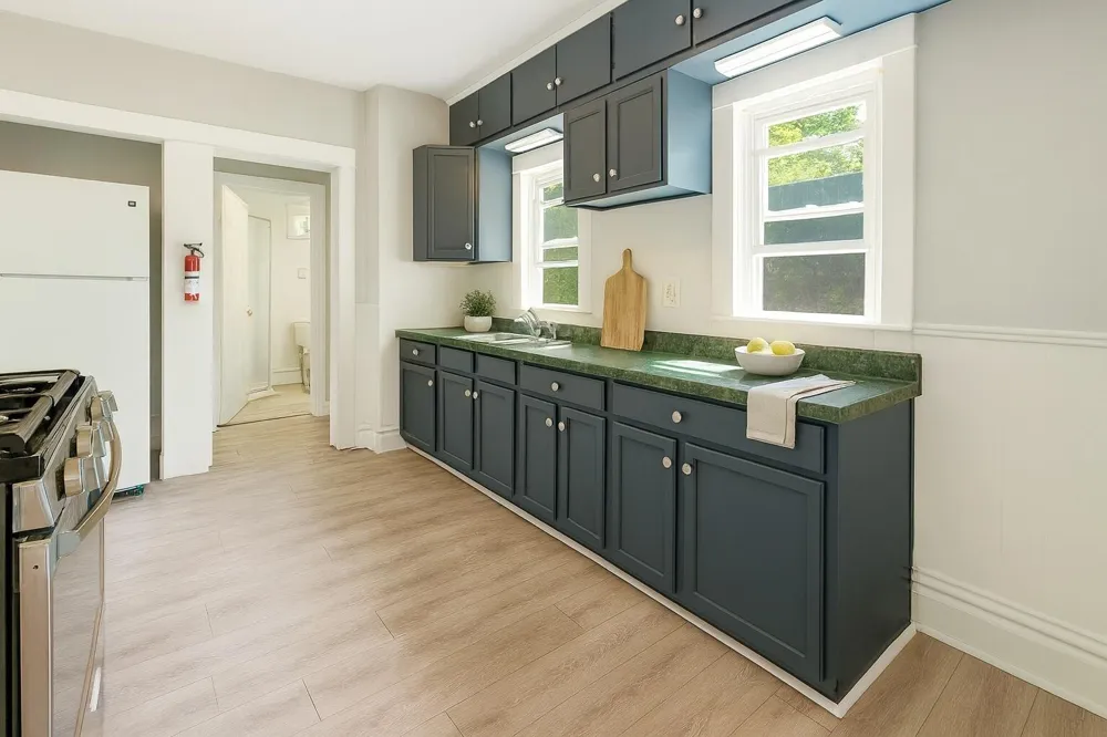 1517 James Street Kalamazoo City, MI 49001