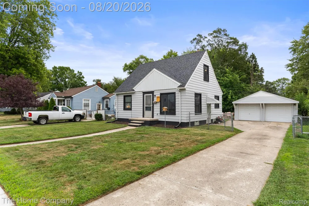 12924 Norborne Redford Charter Township, MI 48239