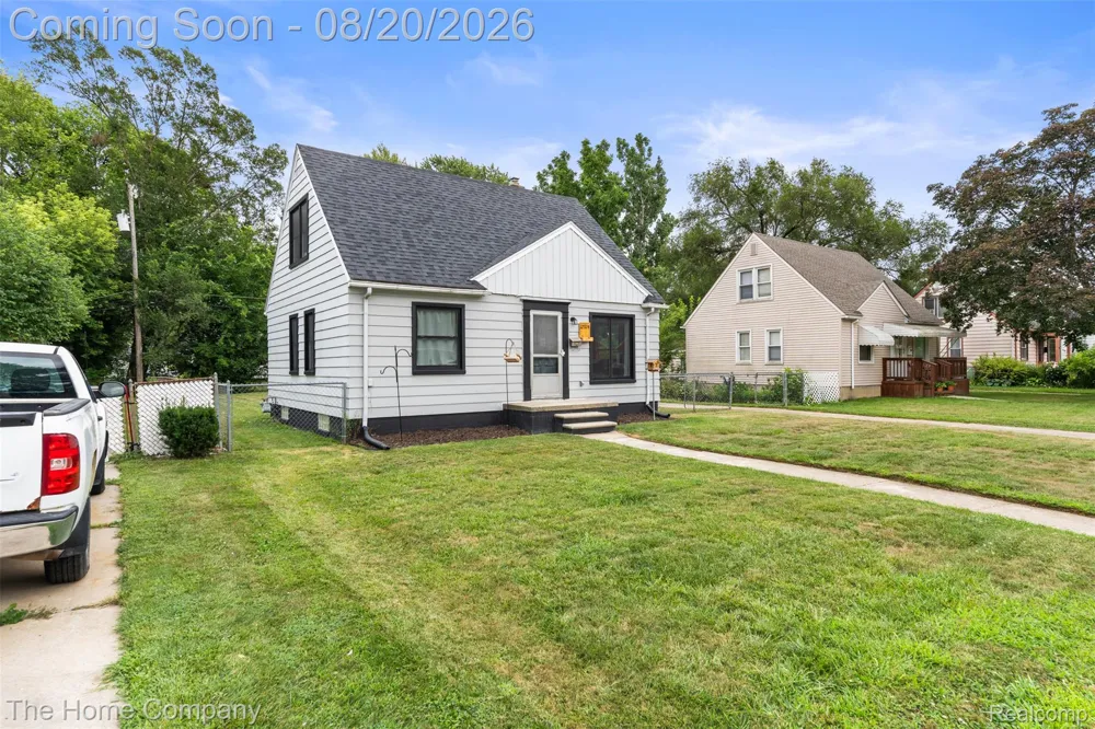 12924 Norborne Redford Charter Township, MI 48239