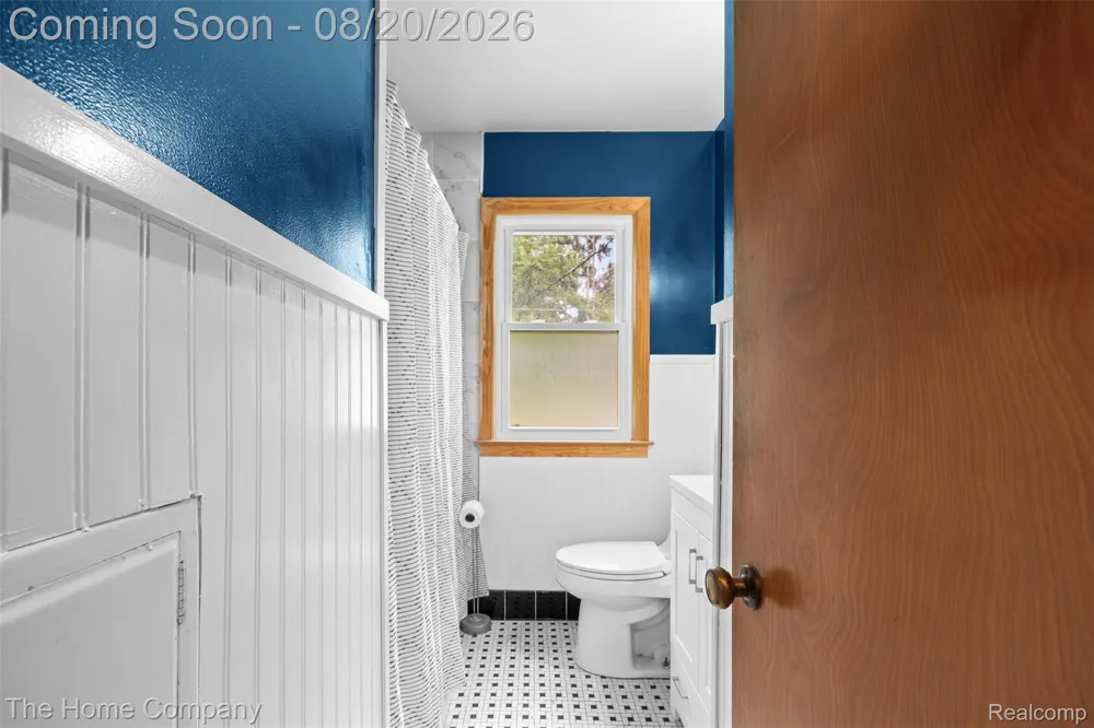 12924 Norborne Redford Charter Township, MI 48239