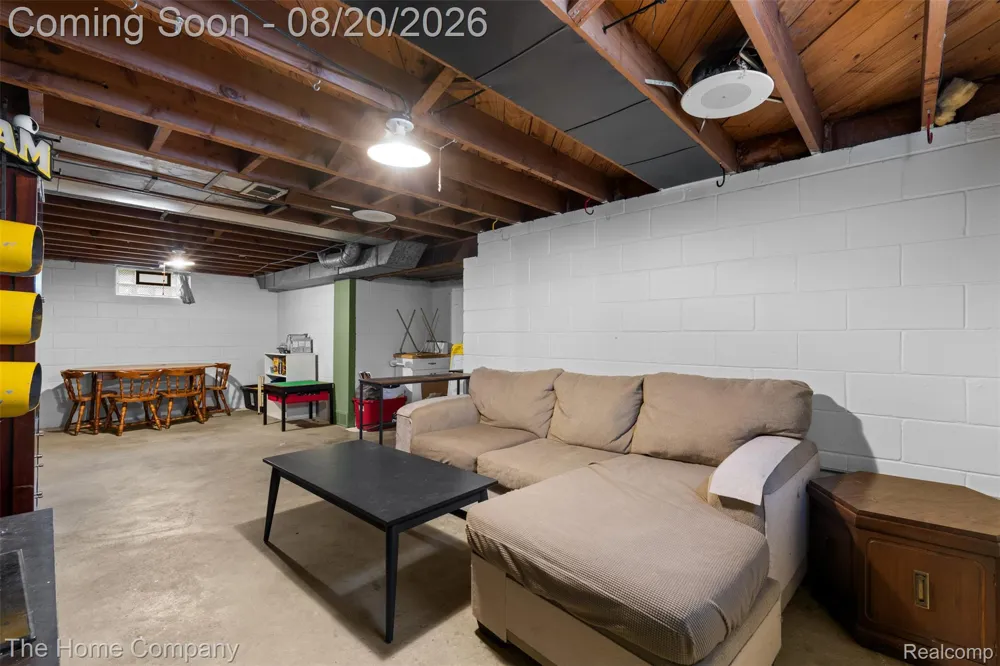 12924 Norborne Redford Charter Township, MI 48239