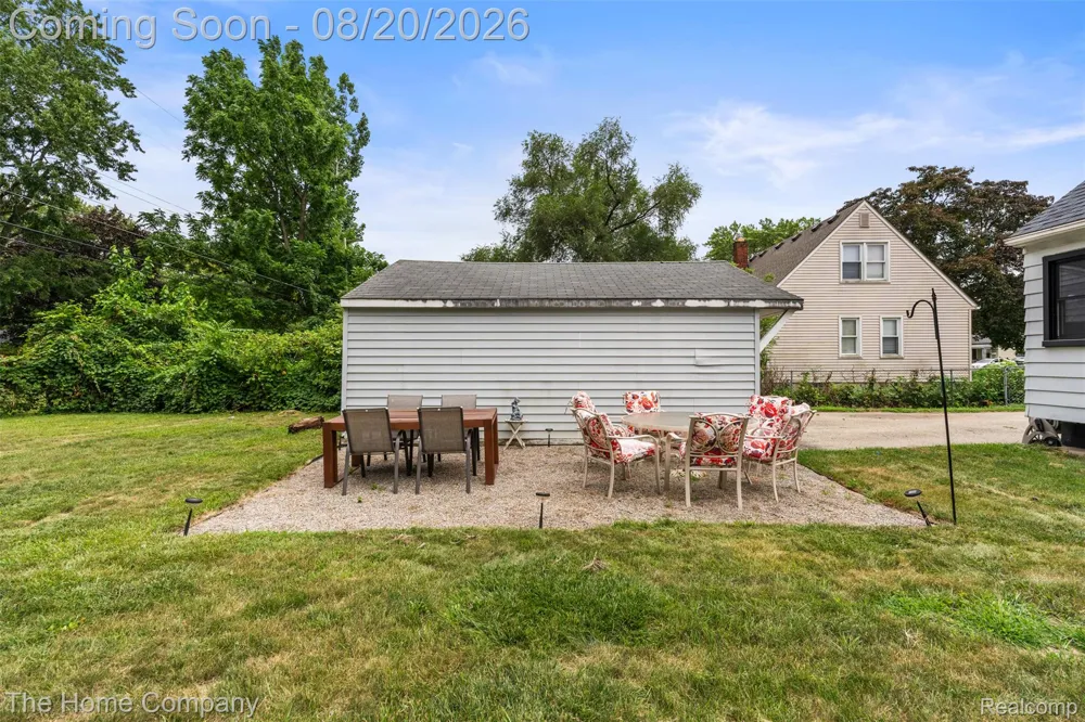 12924 Norborne Redford Charter Township, MI 48239