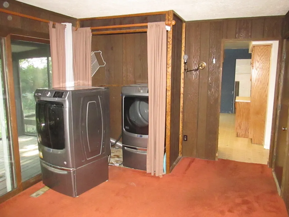 746 Buchanan Avenue Kalamazoo City, MI 49008