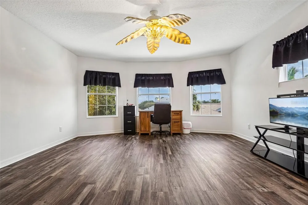 5964 BRITTANIA BOULEVARD Tavares, FL 32778
