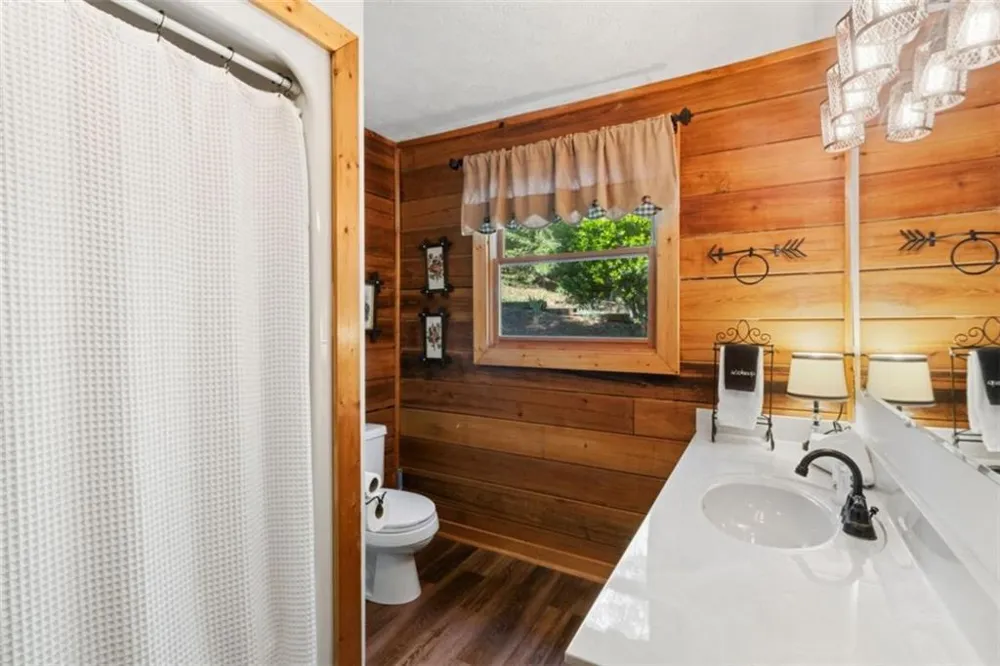 122 Zane Drive Ellijay, GA 30540