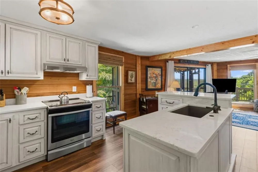 122 Zane Drive Ellijay, GA 30540