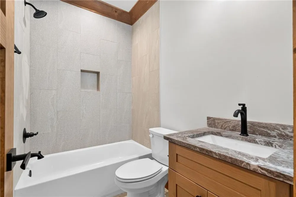 116 Reindeer Lane Talking Rock, GA 30175