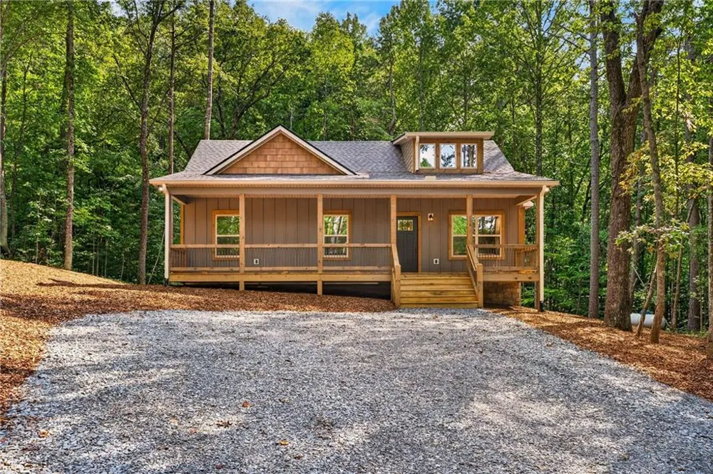 116 Reindeer Lane Talking Rock, GA 30175