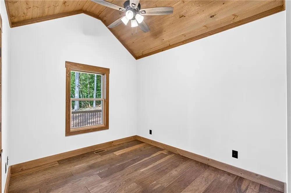 116 Reindeer Lane Talking Rock, GA 30175