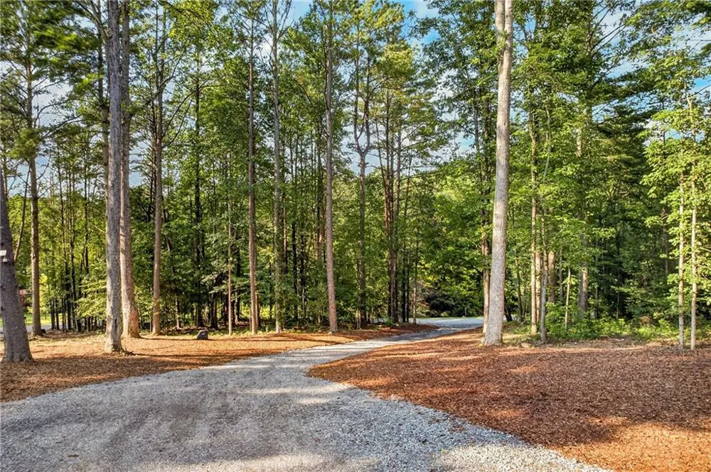 116 Reindeer Lane Talking Rock, GA 30175