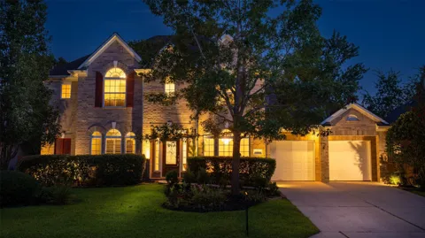 7 Renoir Trail Place