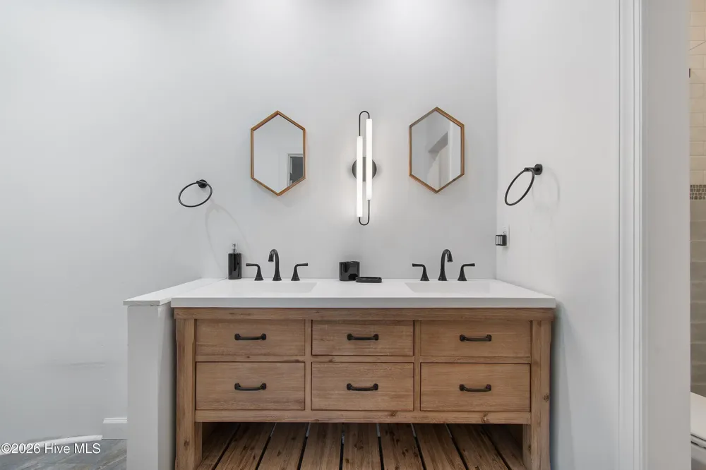 4148 Carlyle Place SE Southport, NC 28461