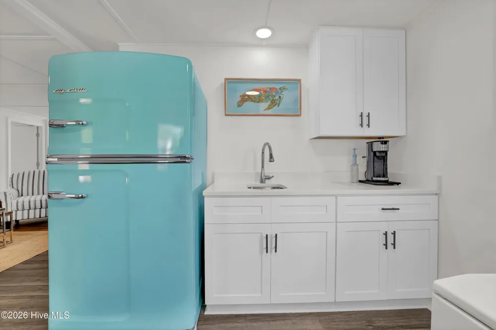 1027 S Shore Drive Surf City, NC 28445