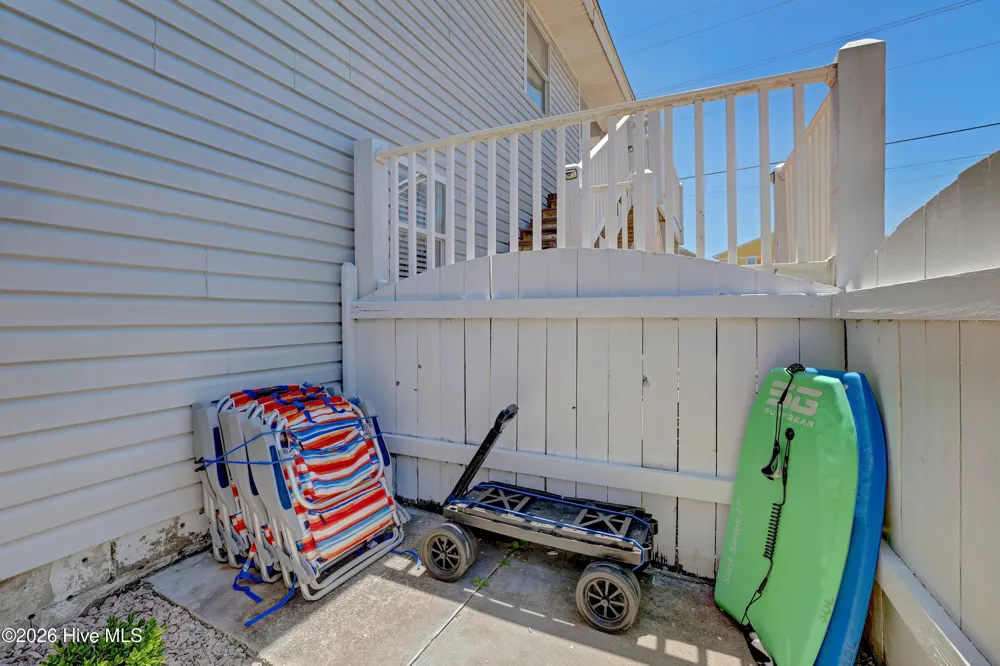 1027 S Shore Drive Surf City, NC 28445