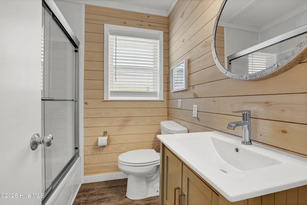 1027 S Shore Drive Surf City, NC 28445
