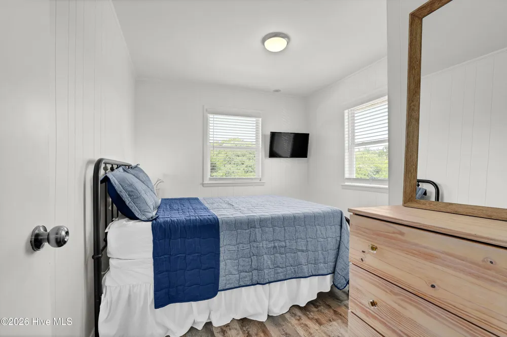 1027 S Shore Drive Surf City, NC 28445