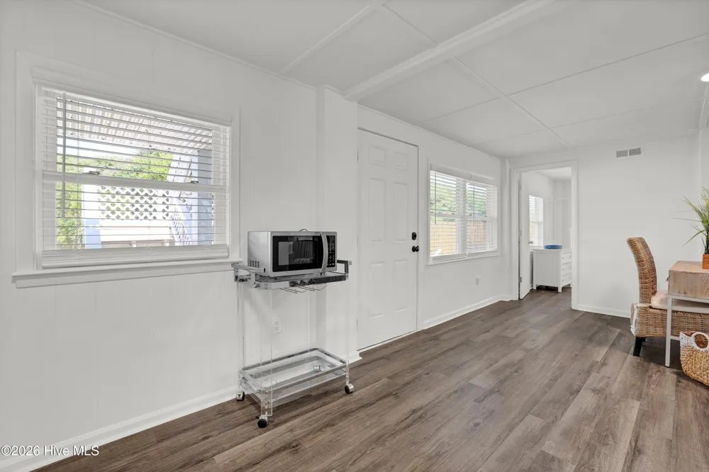 1027 S Shore Drive Surf City, NC 28445
