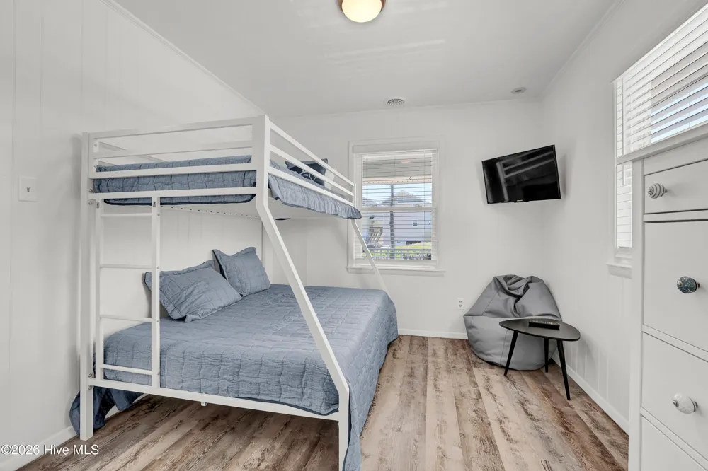 1027 S Shore Drive Surf City, NC 28445