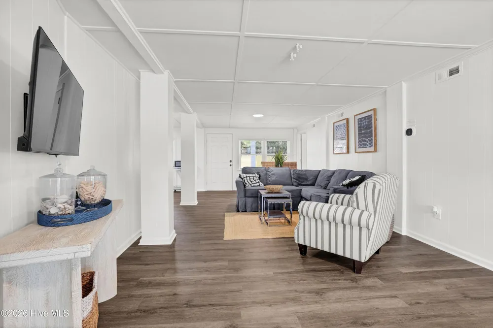 1027 S Shore Drive Surf City, NC 28445