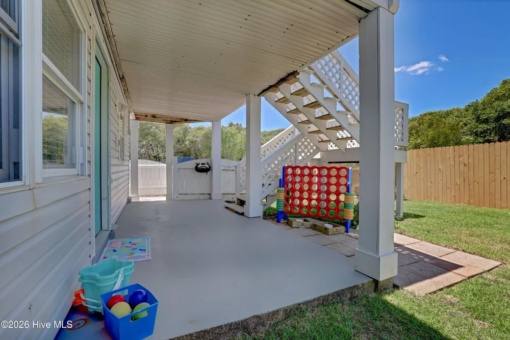 1027 S Shore Drive Surf City, NC 28445