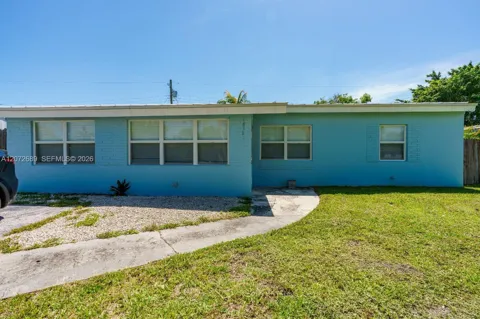18381 NE 21st Pl