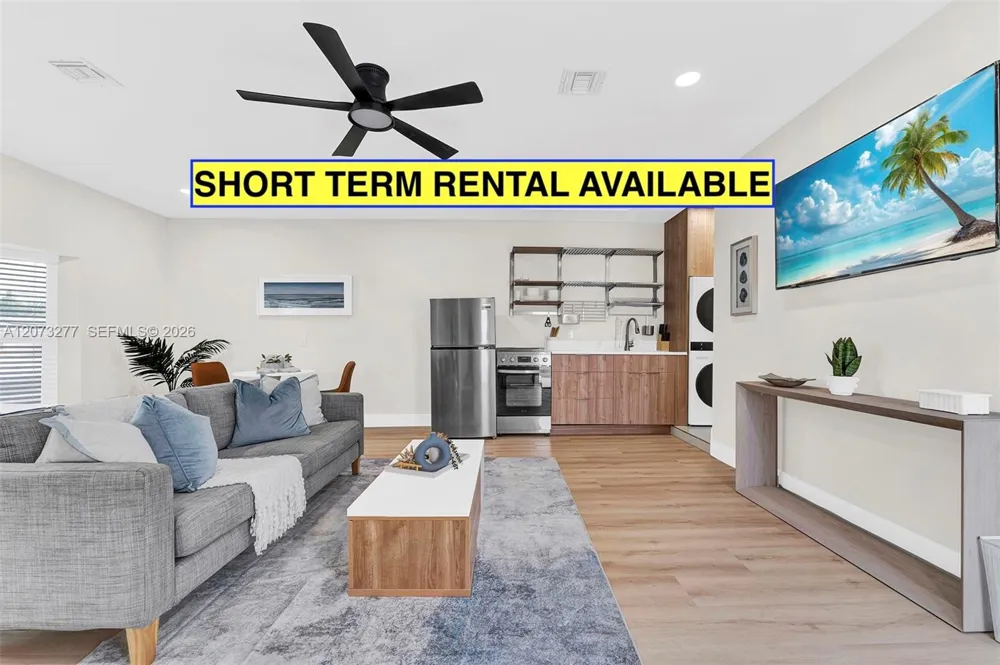 10430 Sunset Strip #S Sunrise, FL 33322