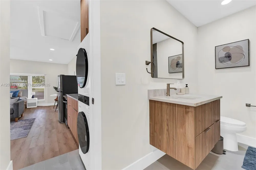 10430 Sunset Strip #S Sunrise, FL 33322