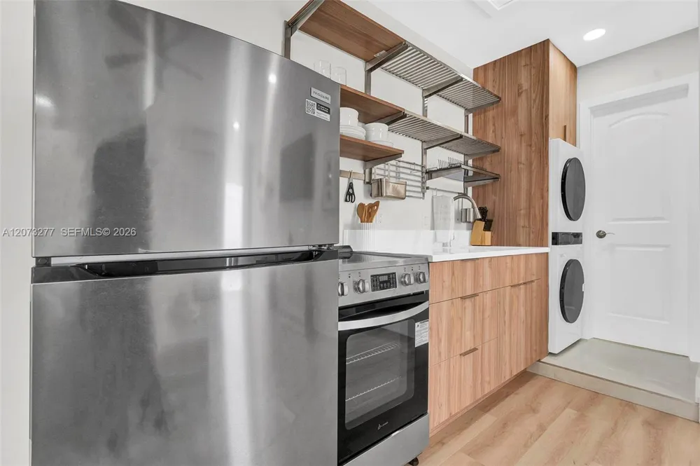 10430 Sunset Strip #S Sunrise, FL 33322