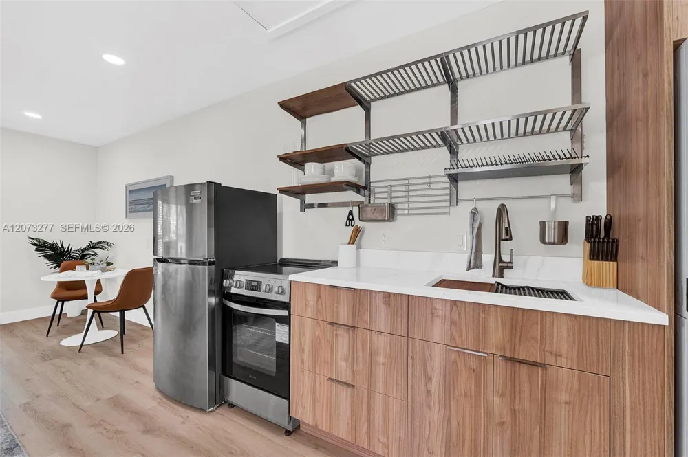 10430 Sunset Strip #S Sunrise, FL 33322