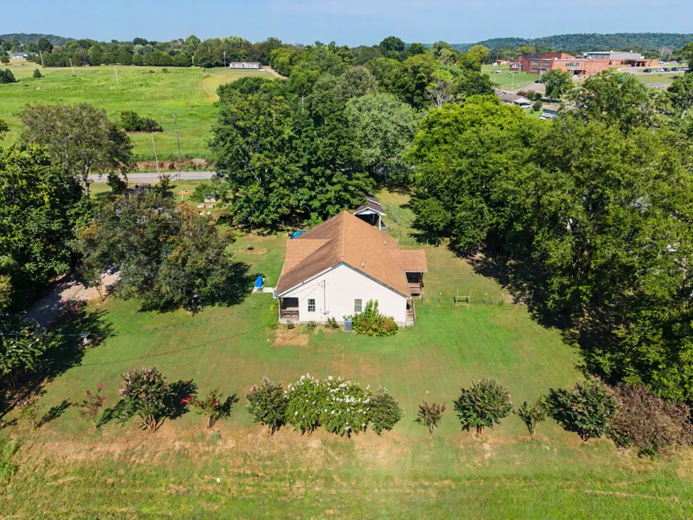 7719 Elkton Pike Prospect, TN 38477