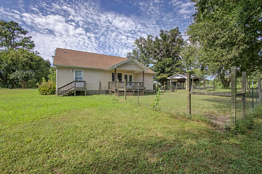 7719 Elkton Pike Prospect, TN 38477