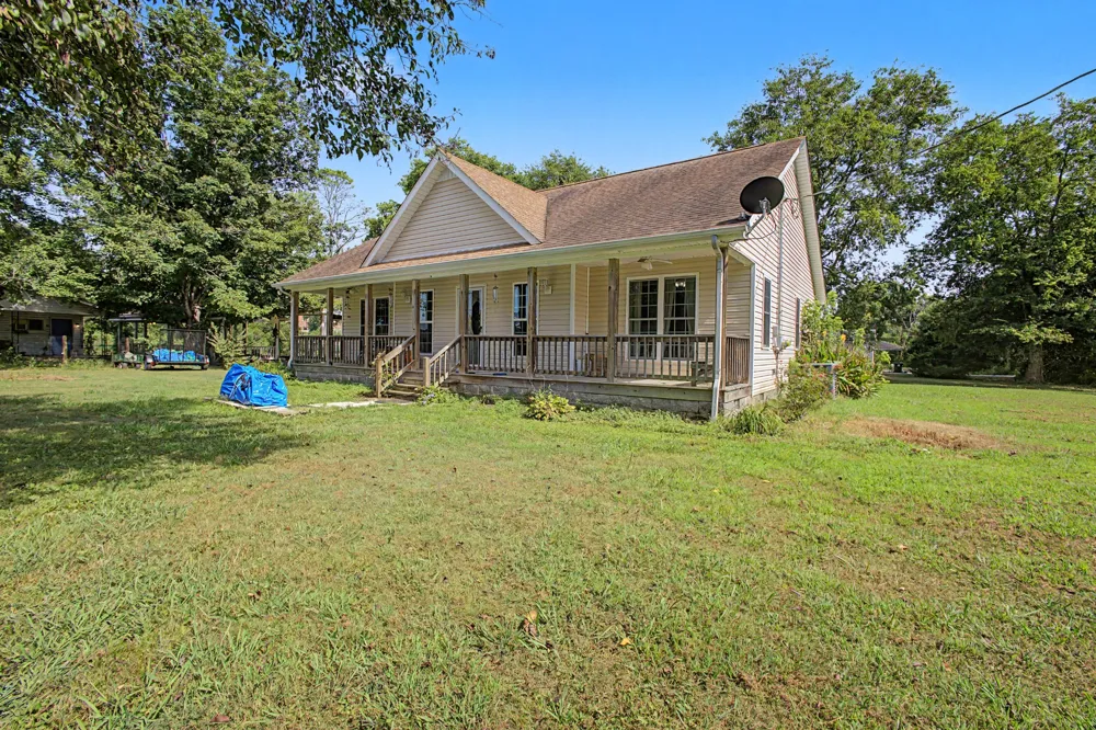 7719 Elkton Pike Prospect, TN 38477