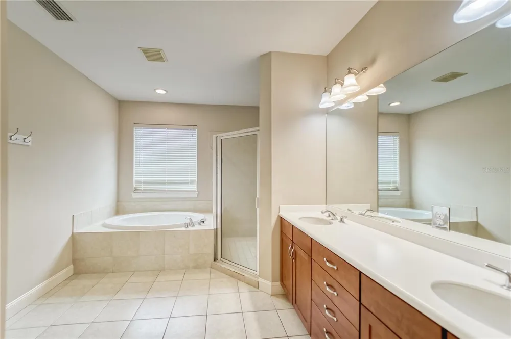 5405 CAFREY PLACE Apollo Beach, FL 33572