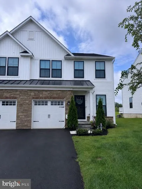 14 CINNAMON LANE