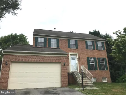 905 ROSEY BILL DRIVE
