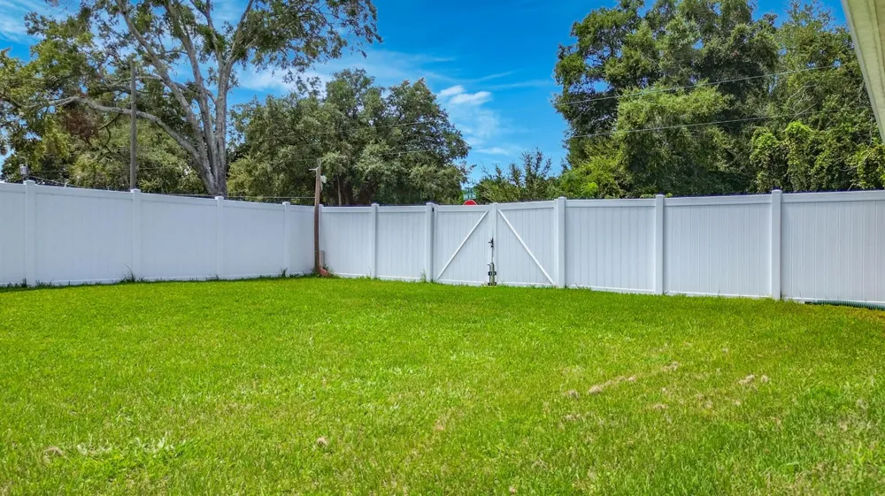 6765 NW 14th Avenue ocala, FL 34475