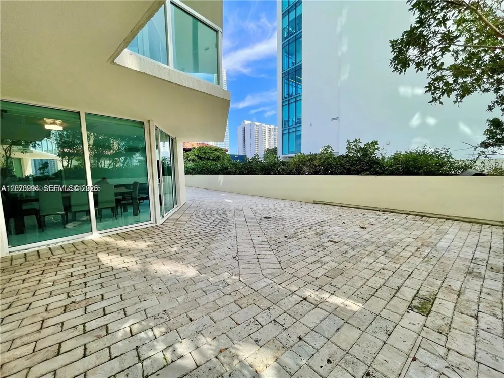 150 Sunny Isles Blvd #1-501 Sunny Isles Beach, FL 33160