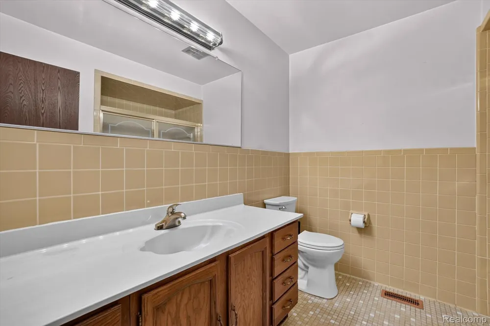 6895 Stow Road Conway Township, MI 48836