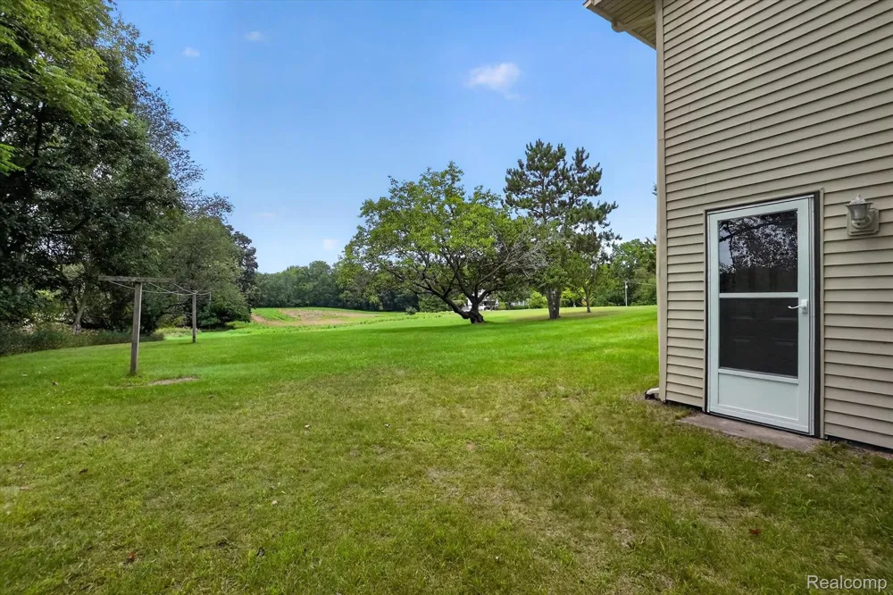 6895 Stow Road Conway Township, MI 48836