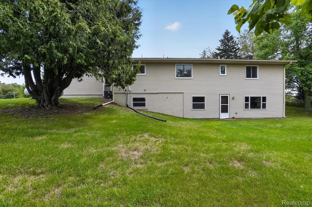 6895 Stow Road Conway Township, MI 48836