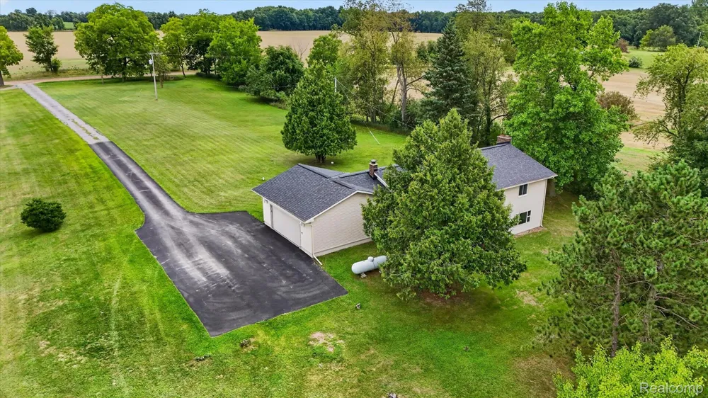 6895 Stow Road Conway Township, MI 48836