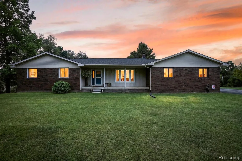 6895 Stow Road Conway Township, MI 48836