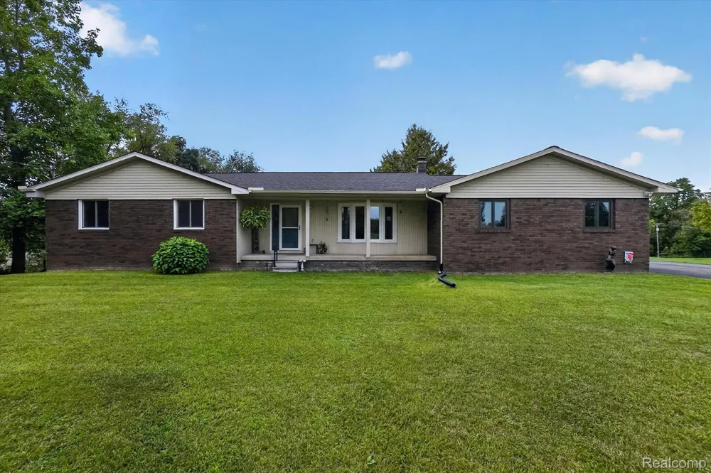 6895 Stow Road Conway Township, MI 48836